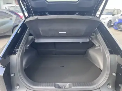 Photo 8 Toyota C-HR Design Grande Autonomie 77 kWh 224ch +