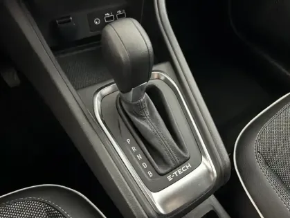 Photo 20 Renault Captur E-Tech full hybrid 145 Techno 5p