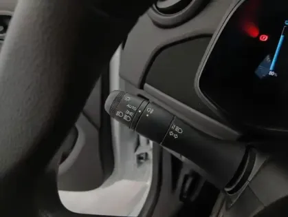 Photo 24 Renault Zoé Gén. I (B10) Ph2 NG Equilibre 5