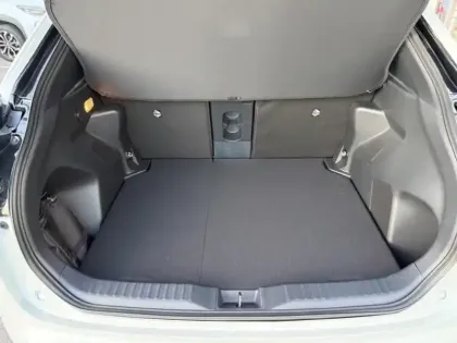 Photo 11 Toyota Yaris Hybride 1.5 HYBRID 130H GR SPORT AUTO 2W