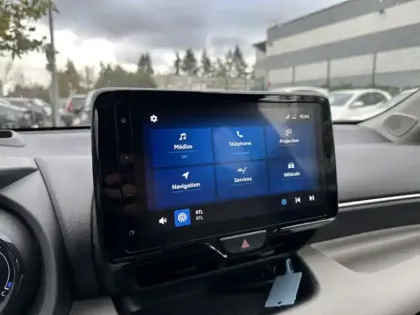 Photo 15 Toyota Yaris Hybride 116h ICONIC MY22 1.5 116 ch