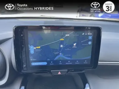 Photo 11 Toyota Yaris Hybride 1.5 HYBRID 116H DESIGN