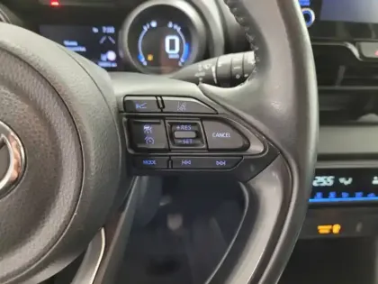 Photo 12 Toyota Yaris Hybride 116h Design MY22