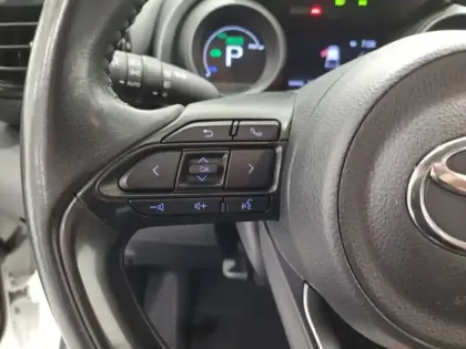 Photo 11 Toyota Yaris Hybride 116h Design MY22