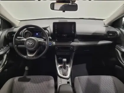 Photo 10 Toyota Yaris Hybride 116h Design MY22