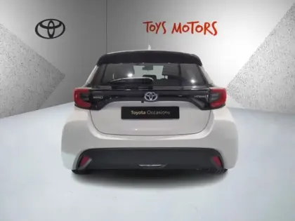 Photo 7 Toyota Yaris Hybride 116h Design MY22