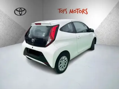 Photo 5 Toyota Aygo 1.0 VVT-i x-play