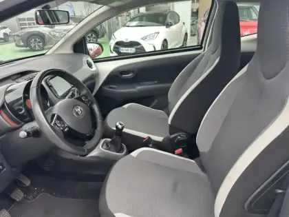 Photo 15 Toyota Aygo 1.0 VVT-i x-play