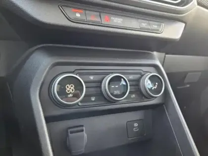 Photo 31 Dacia Sandero Gén. III (BJI) Ph2 Journey 5