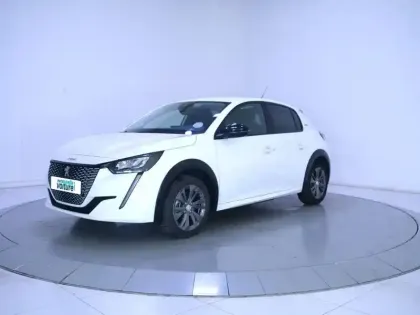 Photo 6 Peugeot 208  Electrique 50 kWh 136ch