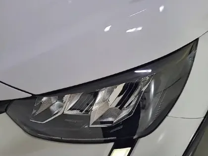 Photo 21 Peugeot 208  Electrique 50 kWh 136ch