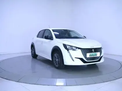 Photo 8 Peugeot 208  Electrique 50 kWh 136ch