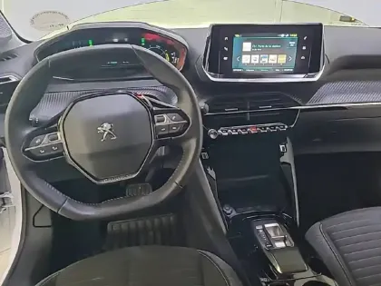 Photo 13 Peugeot 208  Electrique 50 kWh 136ch