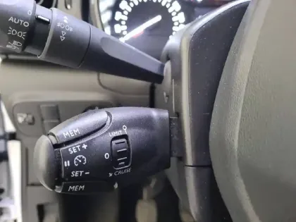 Photo 51 Citroën C3 Gén. III Ph2 Feel Business 5