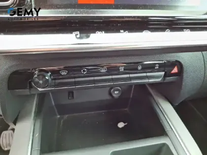 Photo 13 Citroën C5 aircross  PureTech 130 S&S BVM6