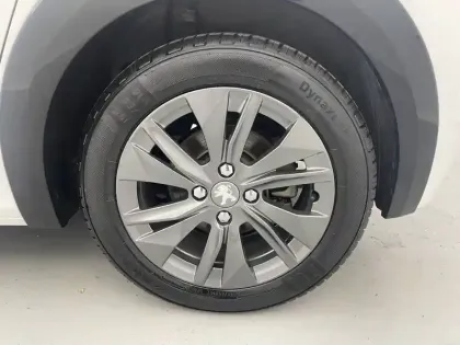 Photo 47 Peugeot 208 Gén. II Ph1 NG Active Business 5