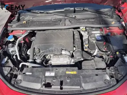 Photo 11 Peugeot 308  PureTech 130ch S&S BVM6