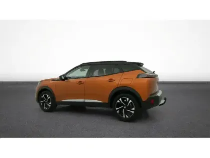 Photo 12 Peugeot 2008  PureTech 130 S&S BVM6