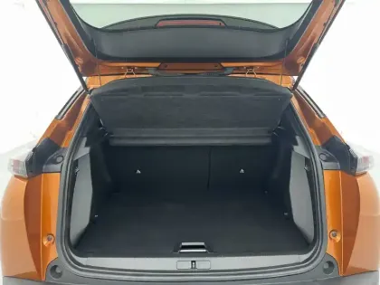 Photo 20 Peugeot 2008  PureTech 130 S&S BVM6