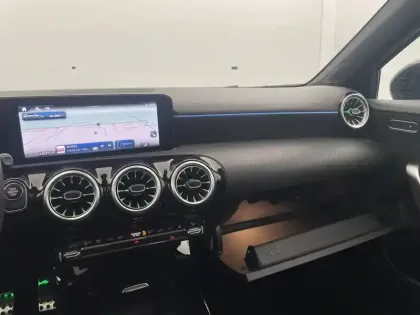 Photo 27 Mercedes Classe A  250 e Hybrid EQ 8G-DCT