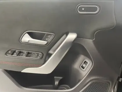 Photo 24 Mercedes Classe A  250 e Hybrid EQ 8G-DCT