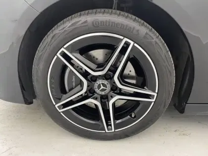 Photo 17 Mercedes Classe A  250 e Hybrid EQ 8G-DCT