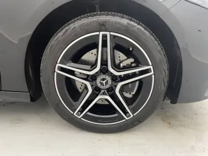 Photo 12 Mercedes Classe A  250 e Hybrid EQ 8G-DCT