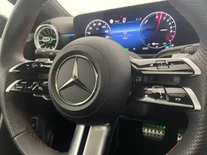 Photo 23 Mercedes Classe A  250 e Hybrid EQ 8G-DCT