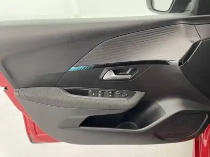 Photo 25 Peugeot 208  PureTech 75 S&S BVM5