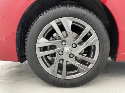 Photo 18 Peugeot 208  PureTech 75 S&S BVM5