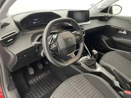 Photo 30 Peugeot 208  PureTech 75 S&S BVM5