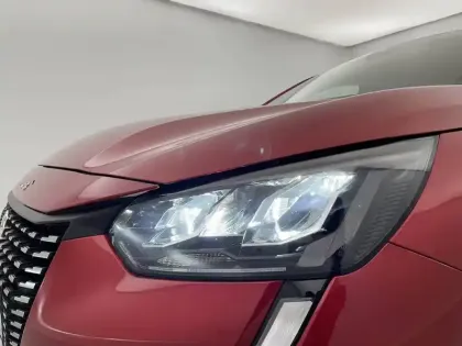 Photo 32 Peugeot 208  PureTech 75 S&S BVM5