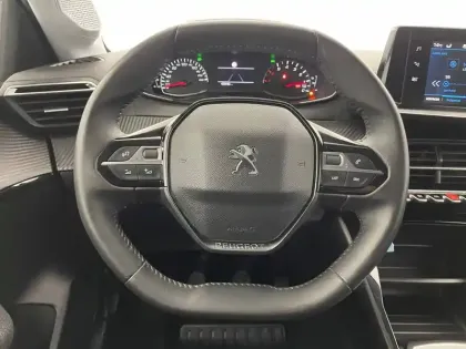 Photo 22 Peugeot 208  PureTech 75 S&S BVM5