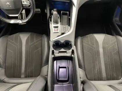 Photo 29 Peugeot 3008  Hybrid 225 e-EAT8