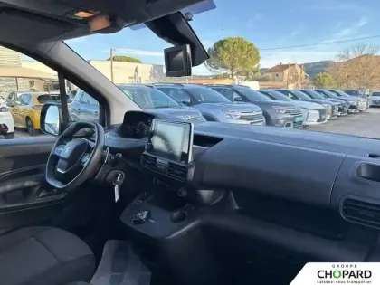 Photo 35 Peugeot Partner  FOURGON STANDARD 650 KG BLUEHDI 130 S&S EAT8