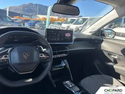 Photo 36 Peugeot 208  Hybrid 100 e-DCS6