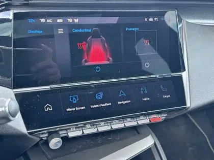 Photo 14 Peugeot 308  PHEV 180 e-EAT8