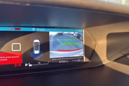 Photo 17 Citroën C4 Gén. I Ph1 Feel 5