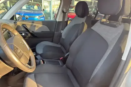 Photo 9 Citroën C4 Gén. I Ph1 Feel 5