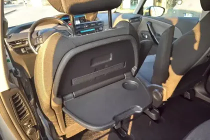 Photo 24 Citroën C4 Gén. I Ph1 Feel 5