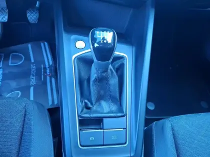 Photo 6 Volkswagen Golf  1.0 TSI OPF 110 BVM6