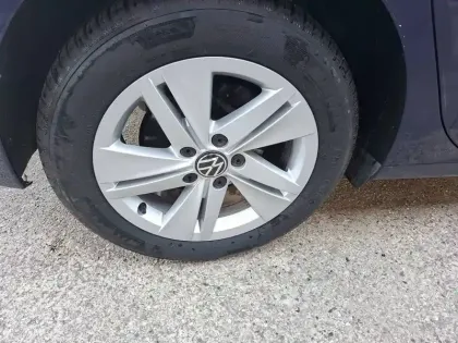 Photo 14 Volkswagen Golf  1.0 TSI OPF 110 BVM6