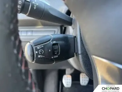 Photo 14 Peugeot 2008  PureTech 130ch S&S BVM6