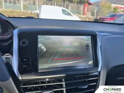 Photo 15 Peugeot 2008  PureTech 130ch S&S BVM6