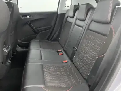 Photo 49 Peugeot 2008  PureTech 130ch S&S BVM6