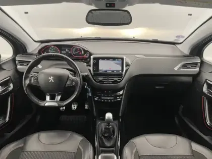 Photo 266 Peugeot 2008  PureTech 130ch S&S BVM6