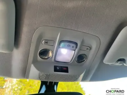 Photo 23 Peugeot 2008  PureTech 130ch S&S BVM6