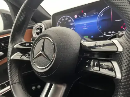 Photo 23 Mercedes Classe C  300 e 9G-Tronic e-Hybrid EQ