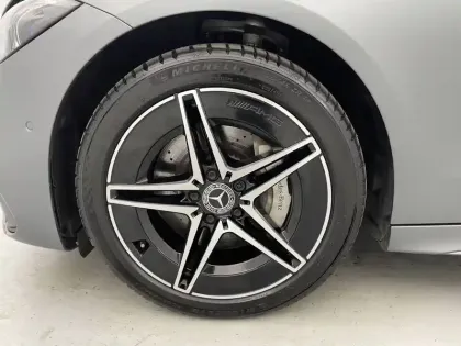 Photo 17 Mercedes Classe C  300 e 9G-Tronic e-Hybrid EQ