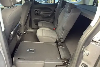 Photo 14 Peugeot Rifter  M Diesel 100 ch Manuelle 5pl